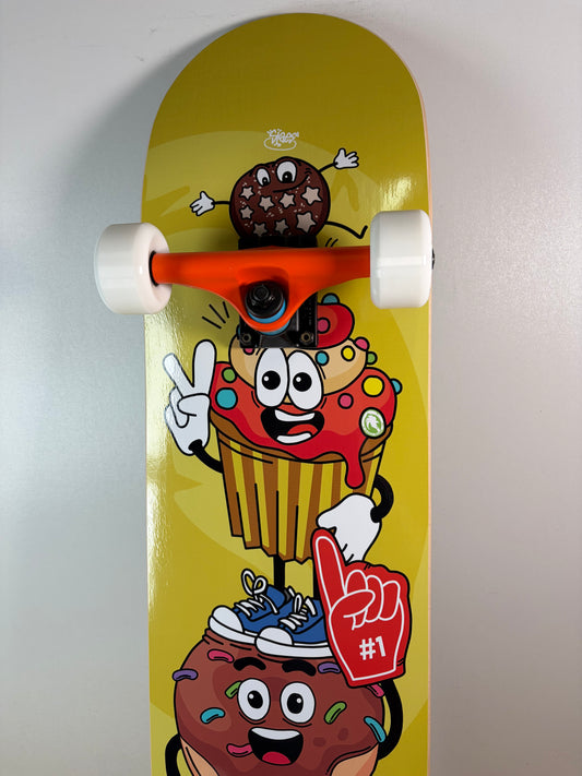 Skateboard Muffin 8.3"