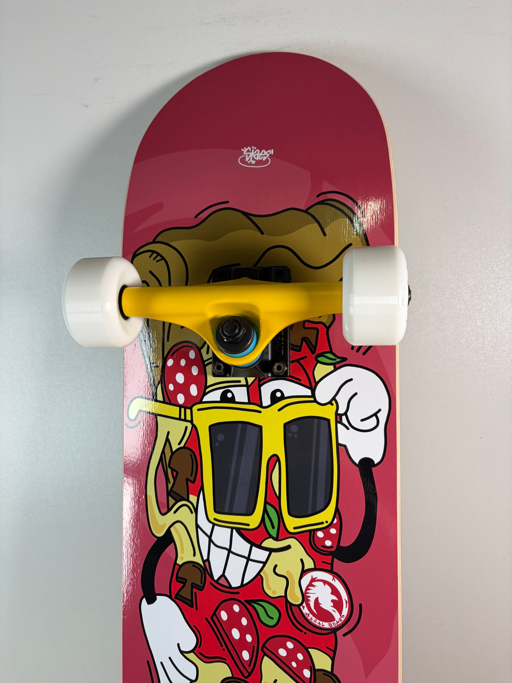 Skateboard Pizza 8"
