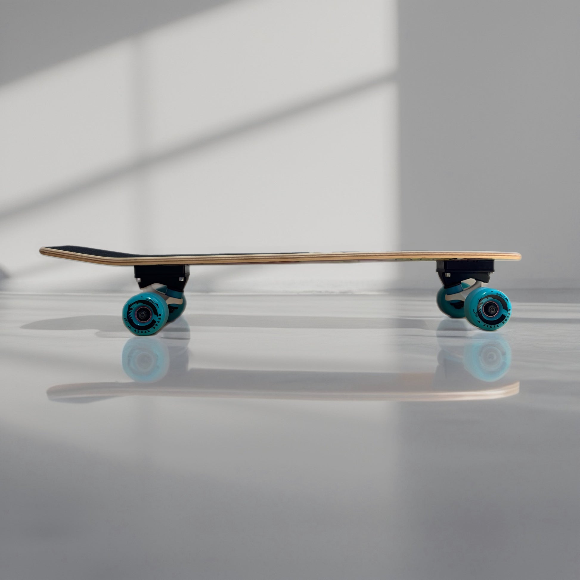 Cruiser Skateboard 28" One Pluss